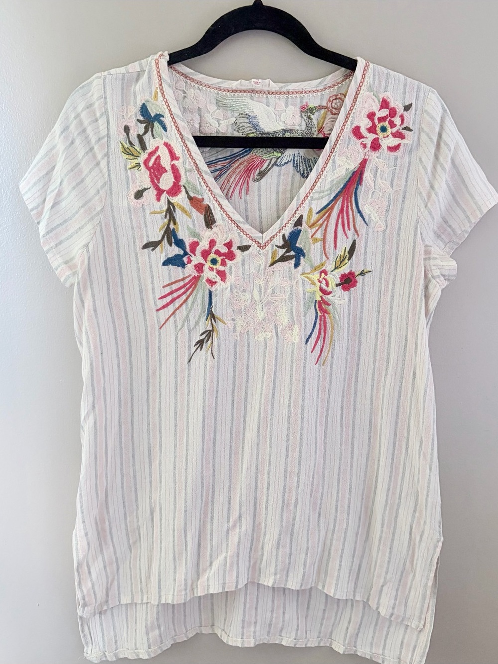 Solitaire Striped Embroidered V-Neck Boho Top Size M